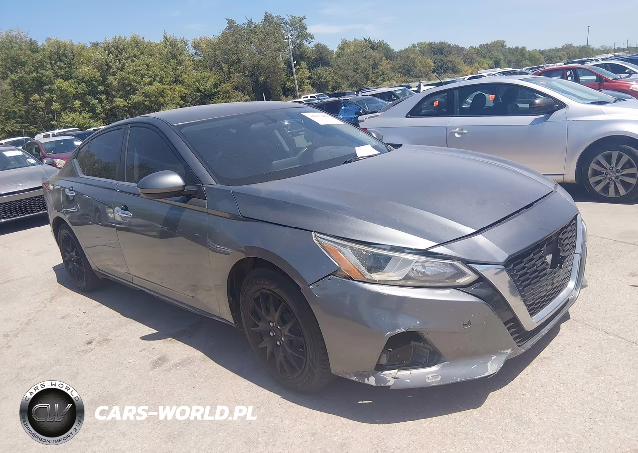 2019 Nissan Altima S