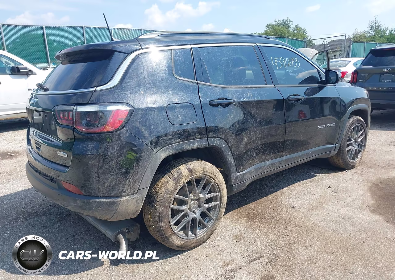 2022 Jeep Compass Latitude Lux 4X4 VIN:3C4NJDFB3NT206748 - 4