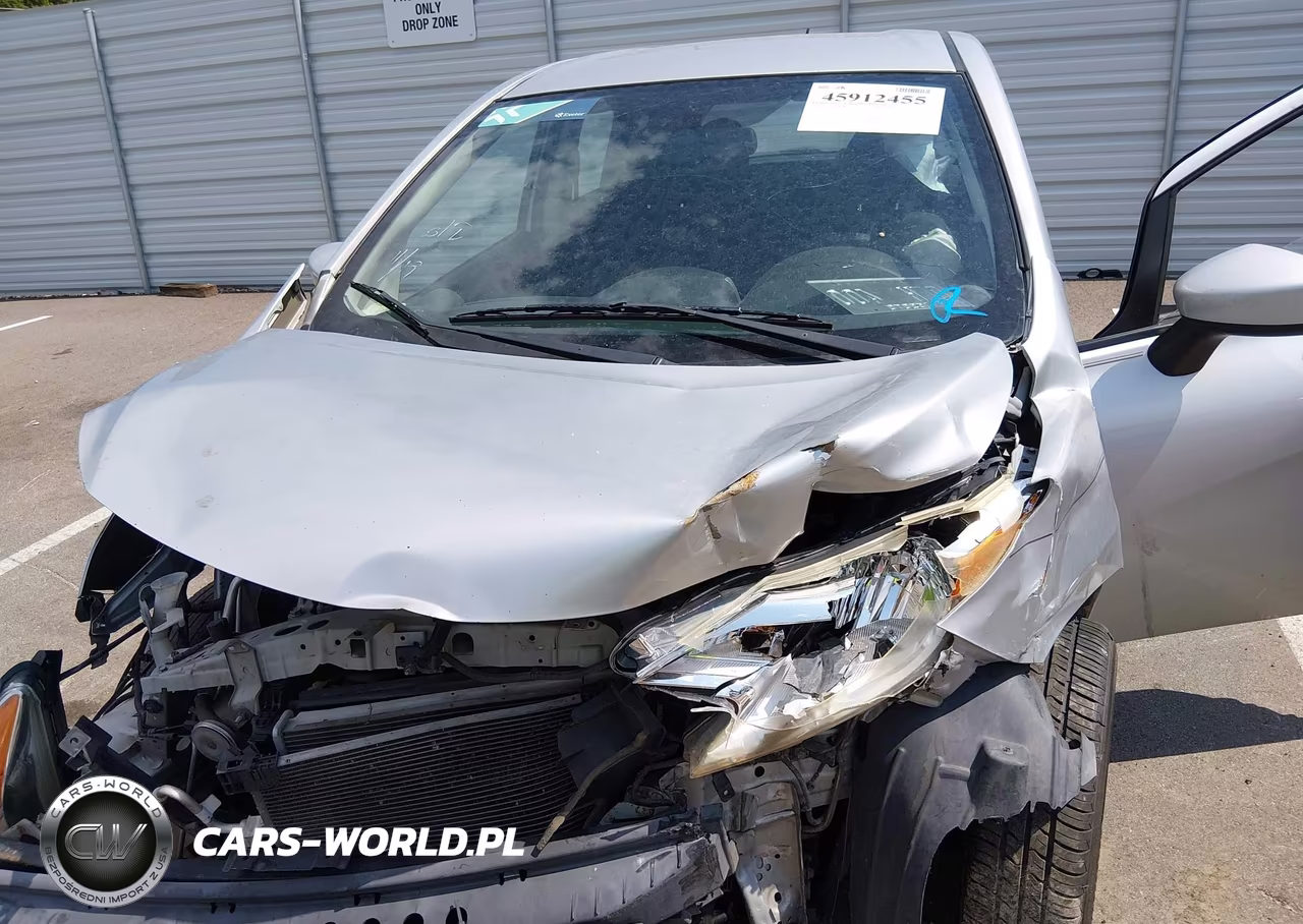 2016 Nissan Versa Note S Plus VIN:3N1CE2CP7GL393160 - 10