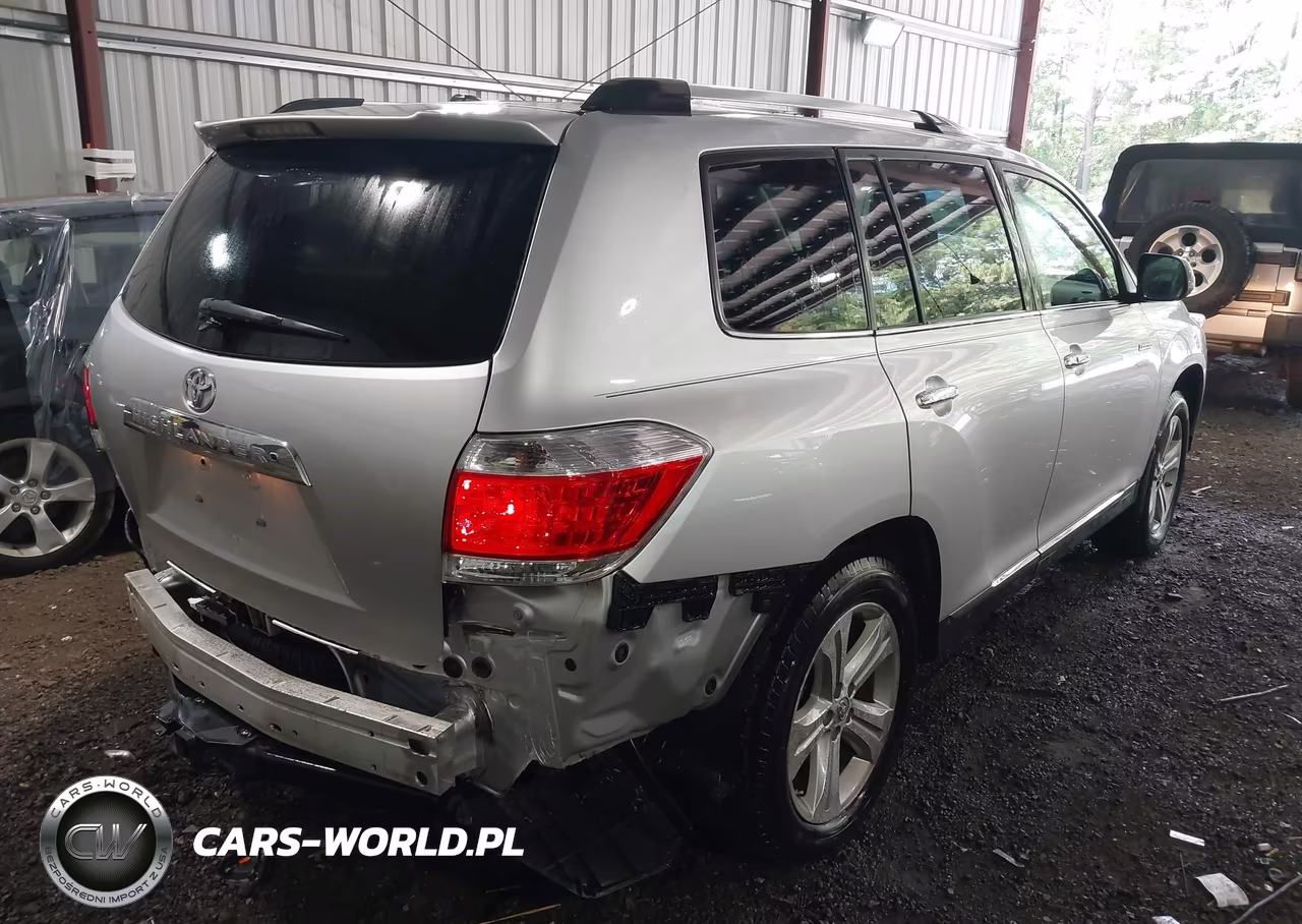 2013 Toyota Highlander Limited V6 VIN:5TDYK3EHXDS113678 - 4