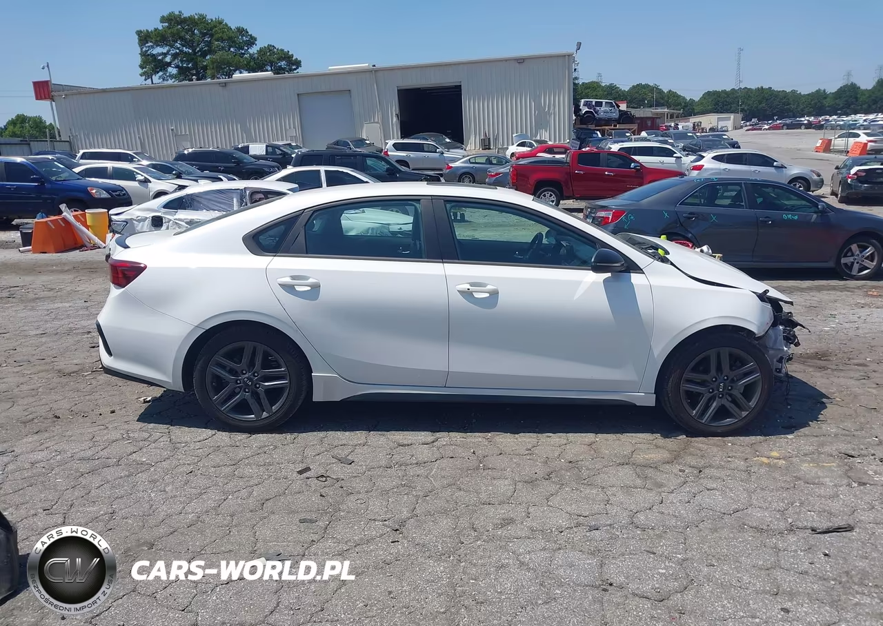 2021 Kia Forte Gt-Line VIN:3KPF34AD4ME402840 - 13