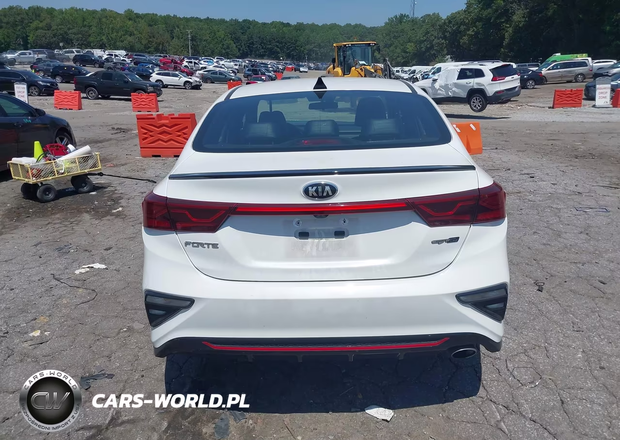 2021 Kia Forte Gt-Line VIN:3KPF34AD4ME402840 - 16