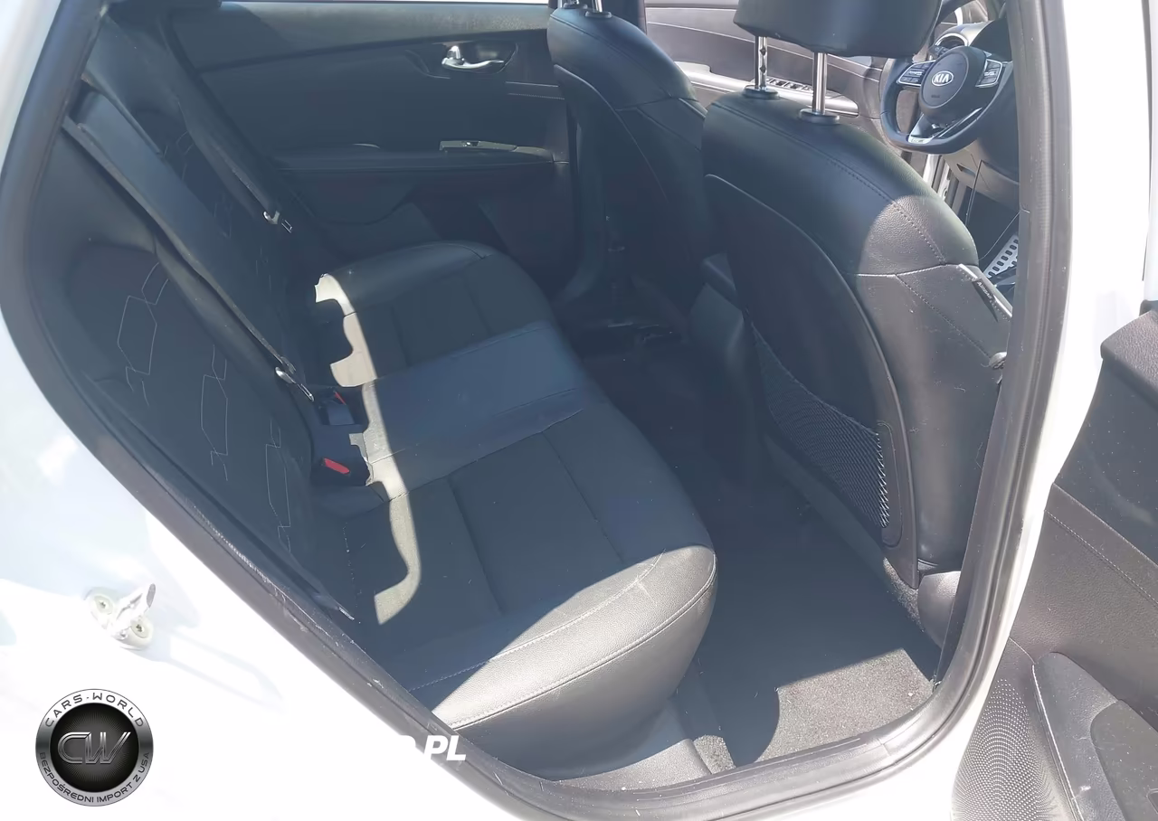 2021 Kia Forte Gt-Line VIN:3KPF34AD4ME402840 - 8
