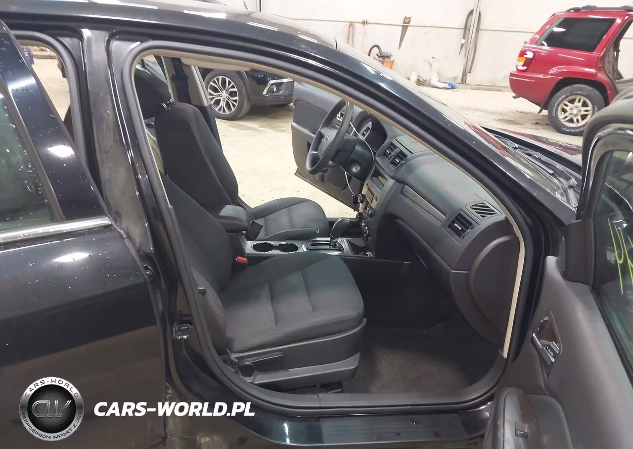 2012 Ford Fusion Se VIN:3FAHP0HAXCR245684 - 5