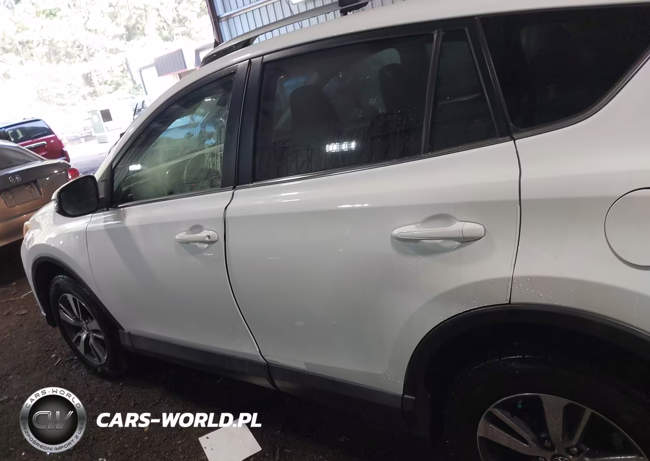 2018 Toyota Rav4 Xle VIN:JTMRFREV7JD251722 - 14