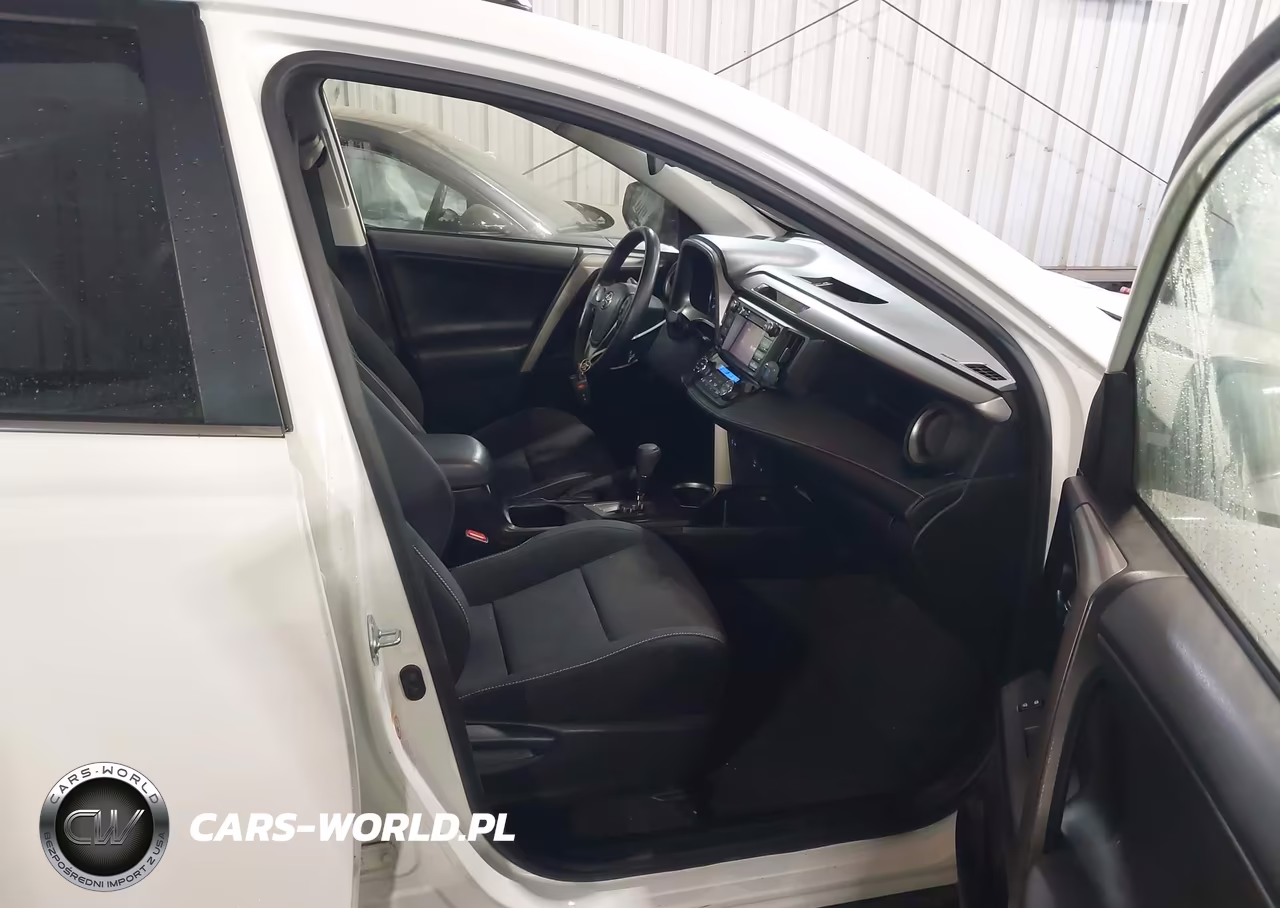 2018 Toyota Rav4 Xle VIN:JTMRFREV7JD251722 - 5