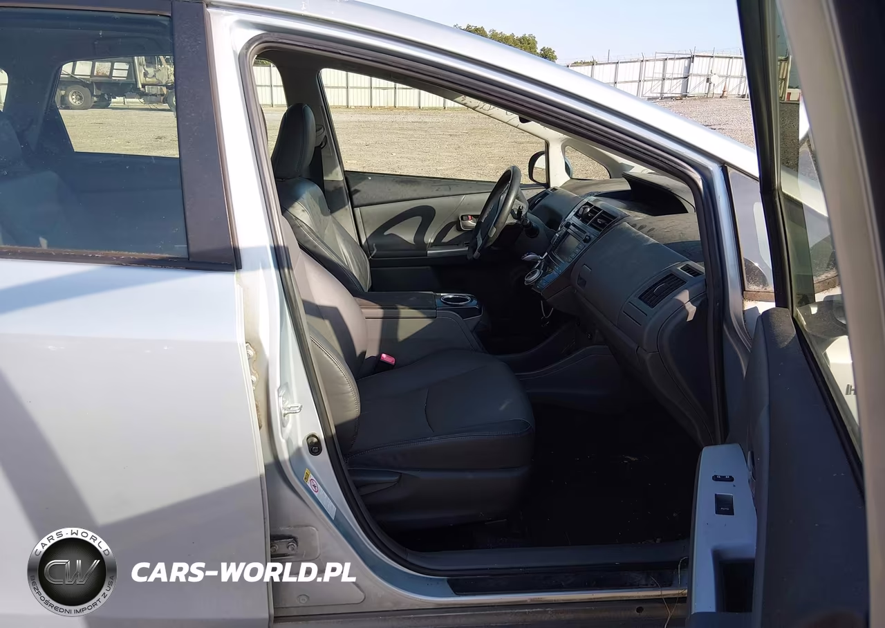 2012 Toyota Prius V Five VIN:JTDZN3EU2C3166092 - 5