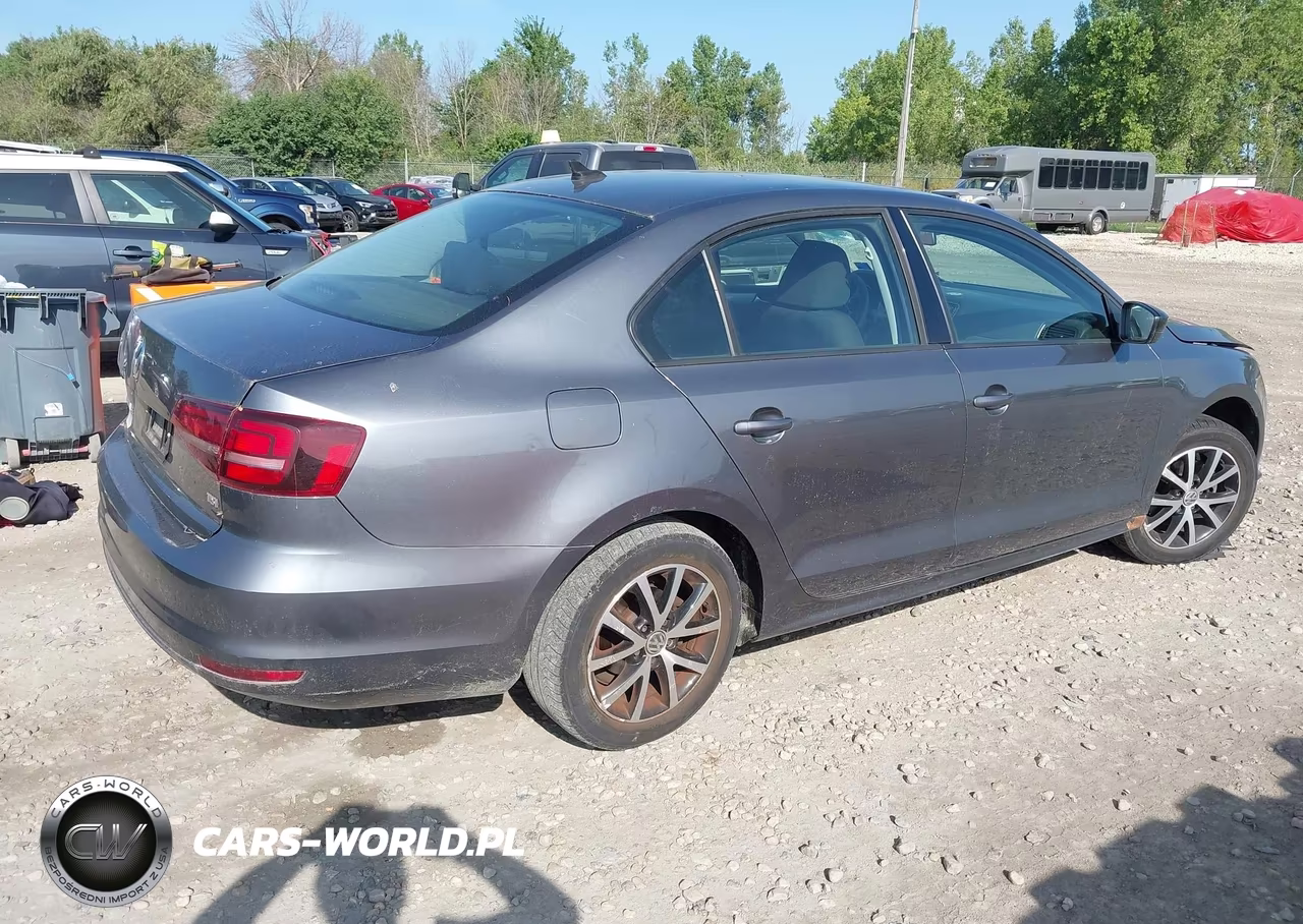 2016 Volkswagen Jetta 1.4T Se VIN:3VWD67AJ4GM389178 - 4