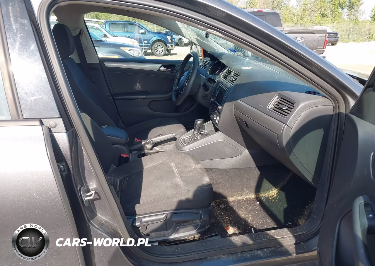 2016 Volkswagen Jetta 1.4T Se VIN:3VWD67AJ4GM389178 - 5