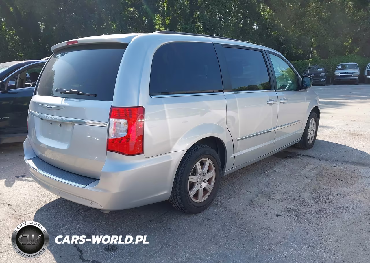 2012 Chrysler Town & Country Touring-L VIN:2C4RC1CG7CR250102 - 4