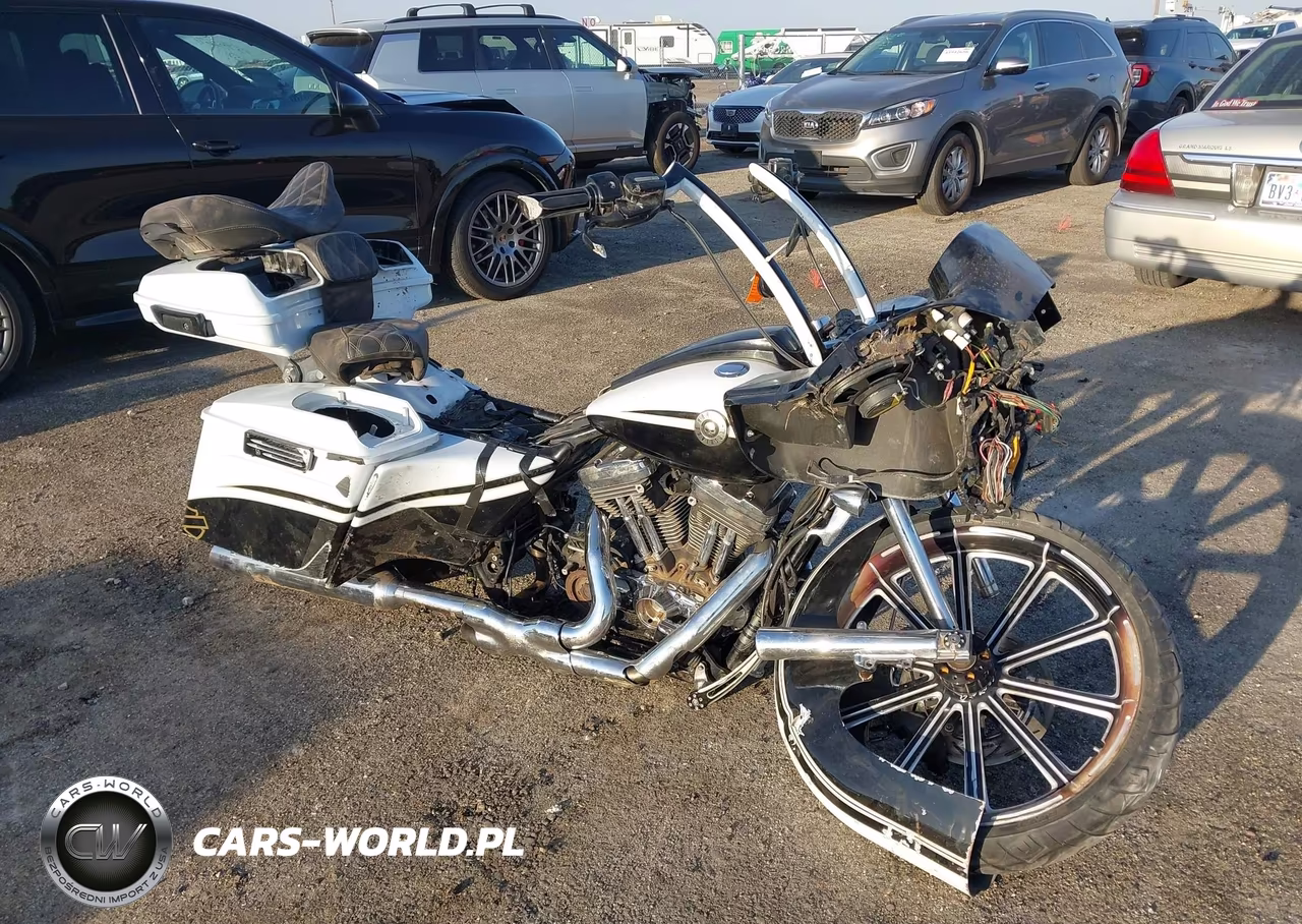 2012 Harley-Davidson Fltrxse Cvo Road Glide Custom – zdjęcie 1 z 15