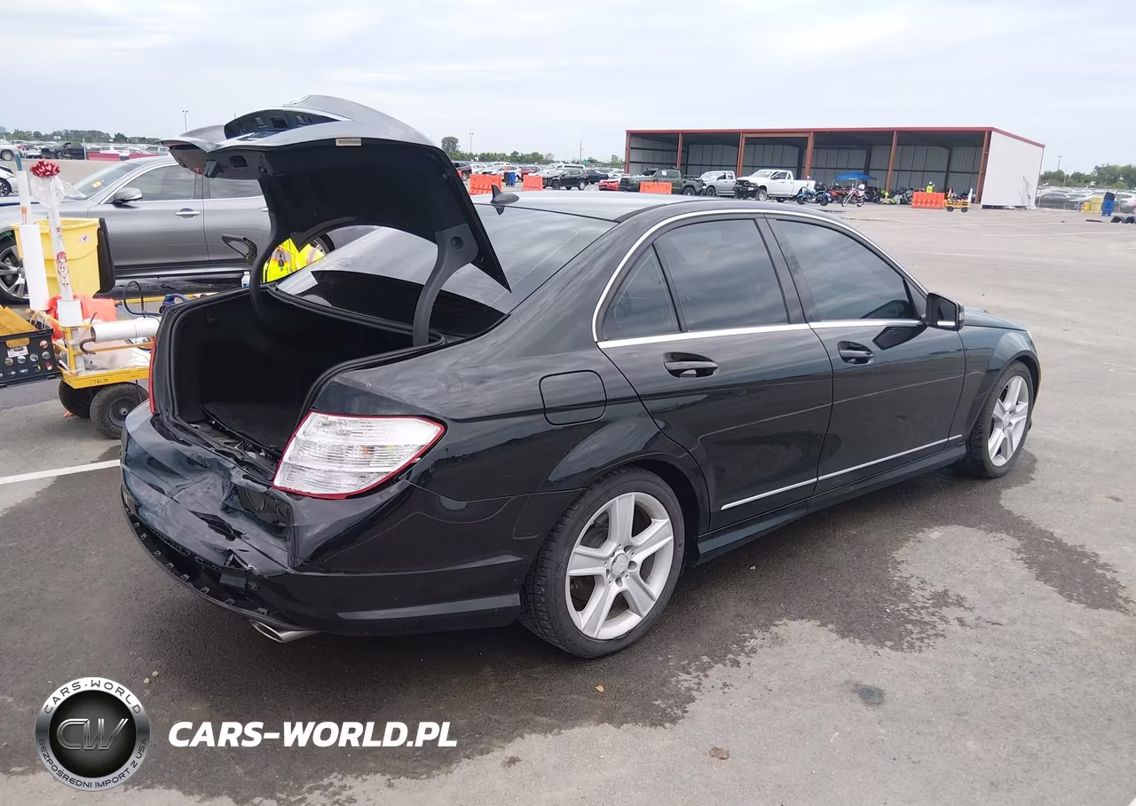 2010 Mercedes-Benz C 300 Luxury-Sport VIN:WDDGF5EB0AF440809 - 4