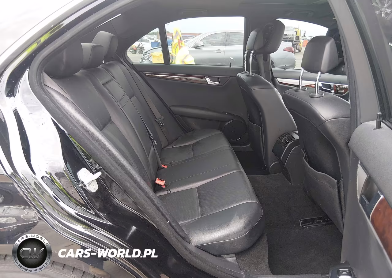 2010 Mercedes-Benz C 300 Luxury-Sport VIN:WDDGF5EB0AF440809 - 8