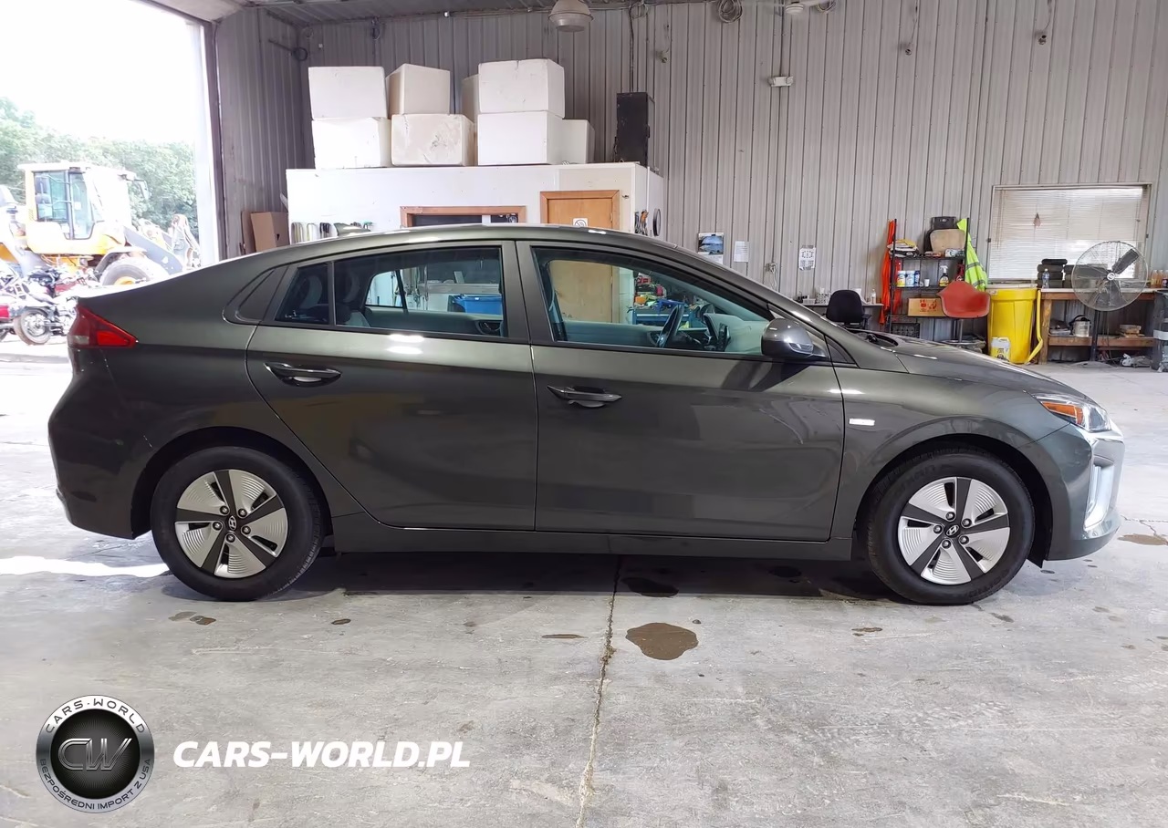 2020 Hyundai Ioniq Hybrid Blue VIN:KMHC65LC6LU221044 - 15
