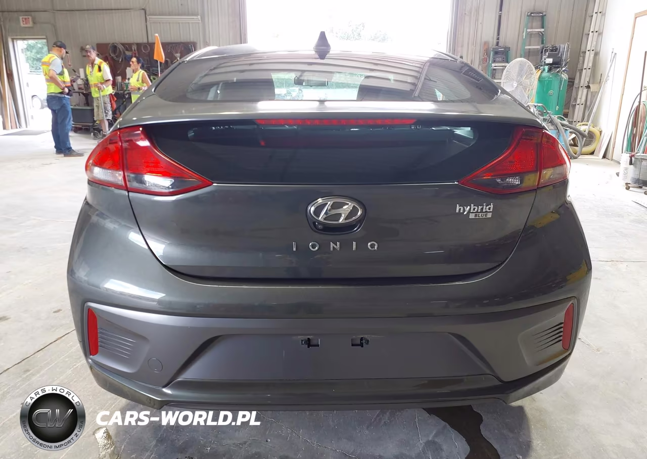 2020 Hyundai Ioniq Hybrid Blue VIN:KMHC65LC6LU221044 - 18