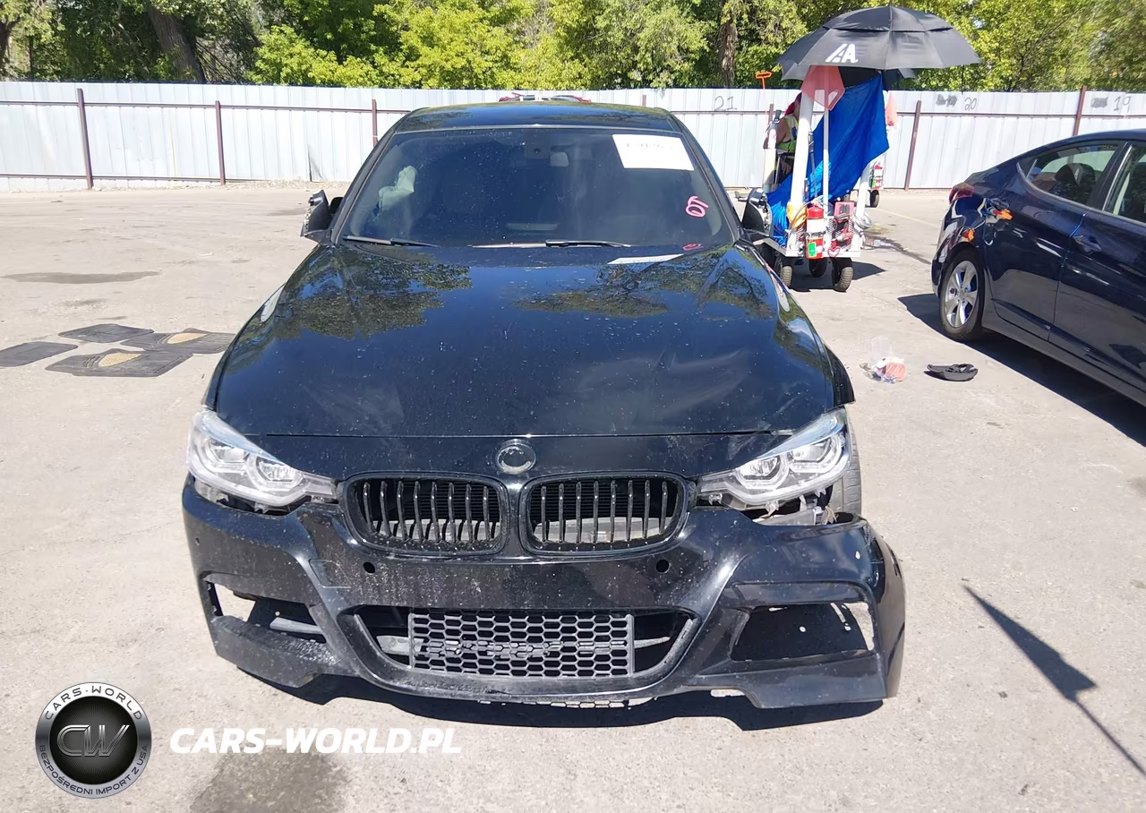 2018 BMW 320I xDrive VIN:WBA8A3C56JA357779 - 12