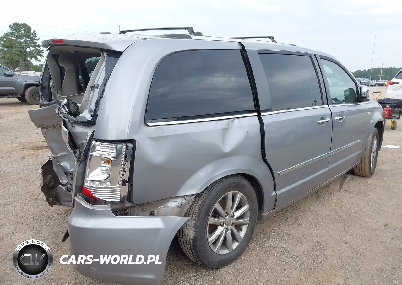 2014 Chrysler Town & Country Touring-L 30Th Anniversary VIN:2C4RC1CG7ER418355 - 4