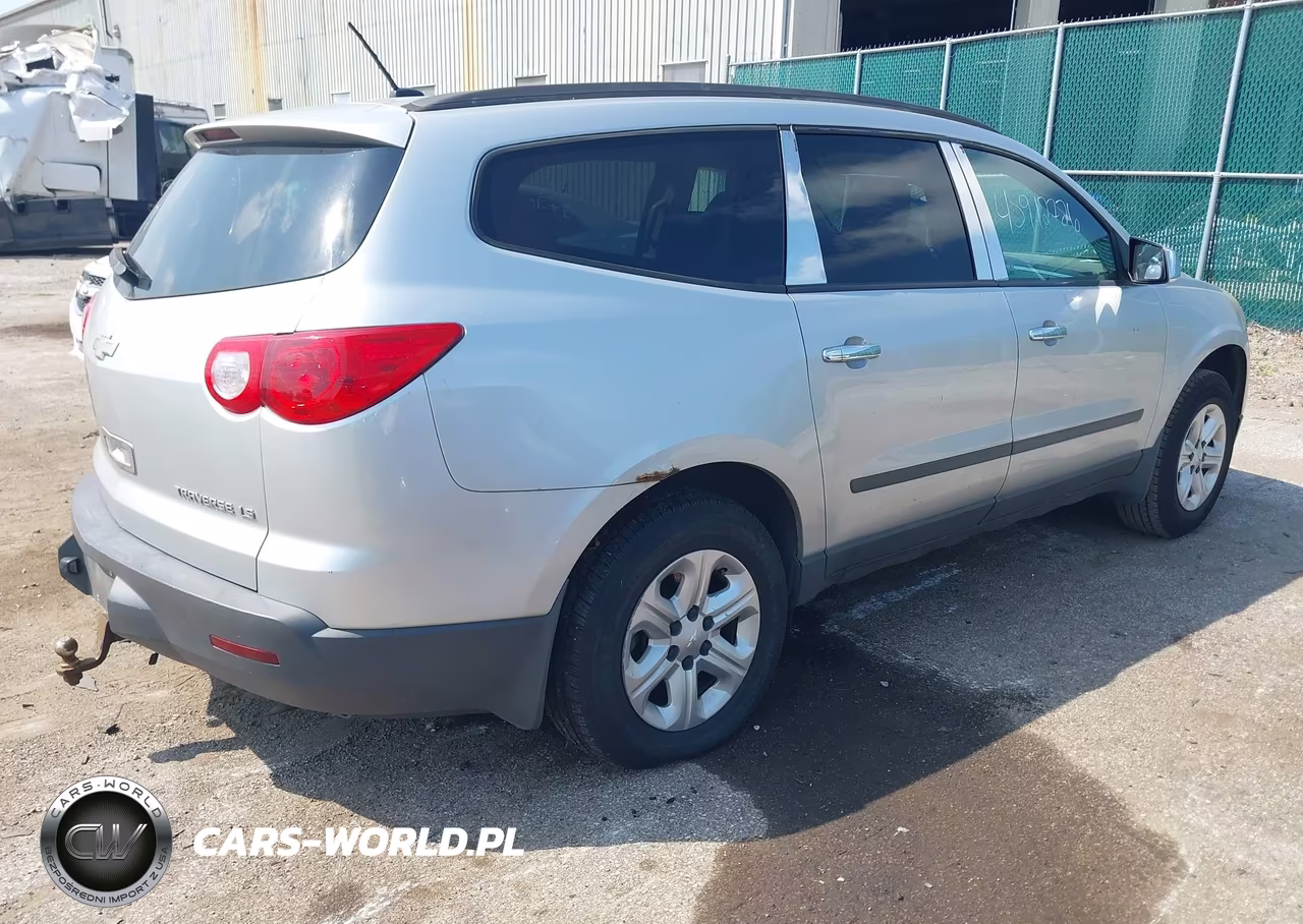 2010 Chevrolet Traverse Ls VIN:1GNLREED3AJ220876 - 4