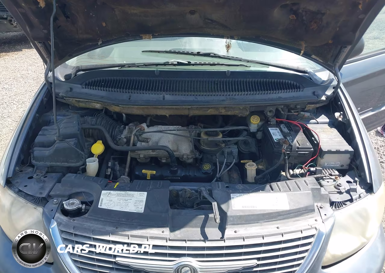 2001 Chrysler Town & Country Limited VIN:2C8GP64L21R341973 - 10
