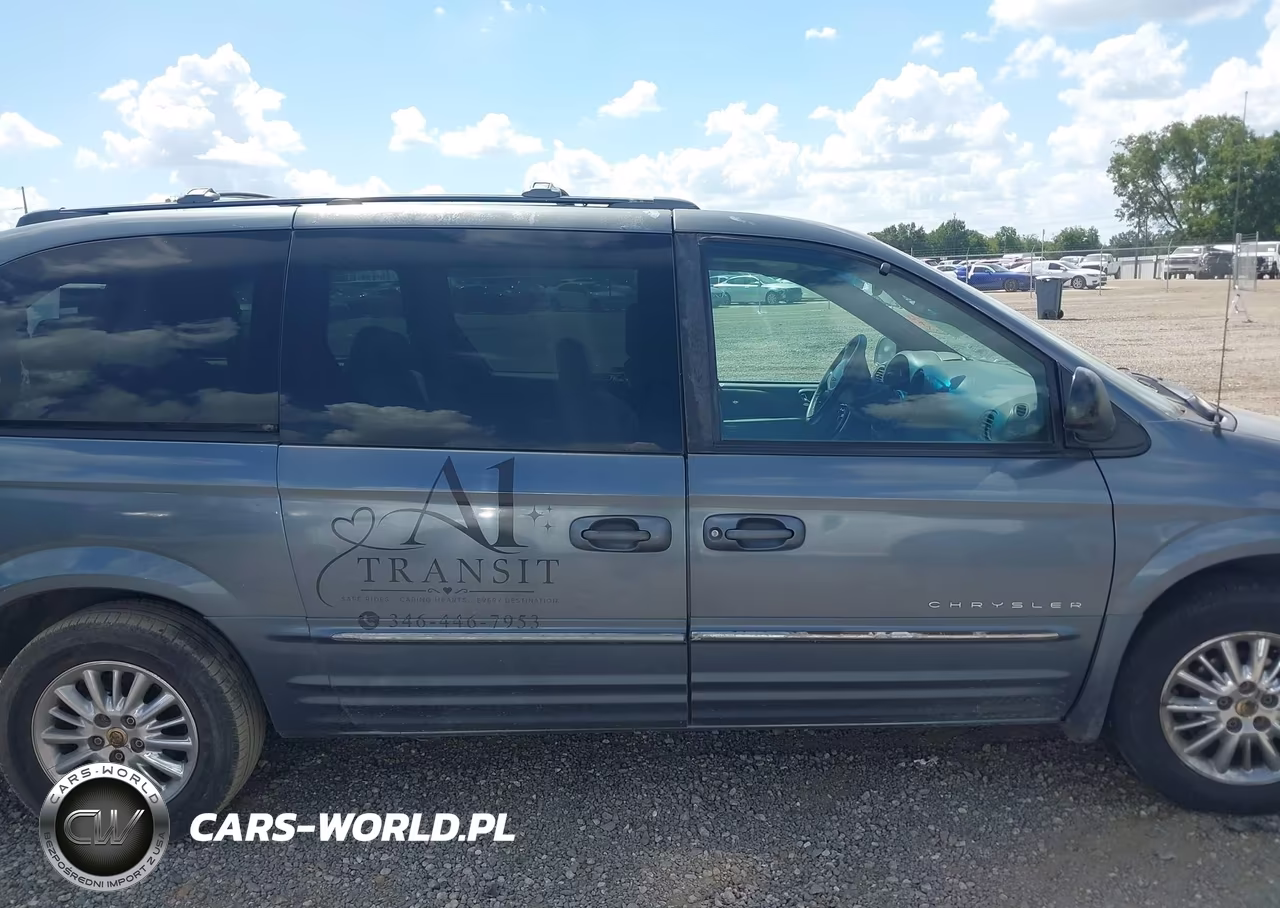 2001 Chrysler Town & Country Limited VIN:2C8GP64L21R341973 - 14