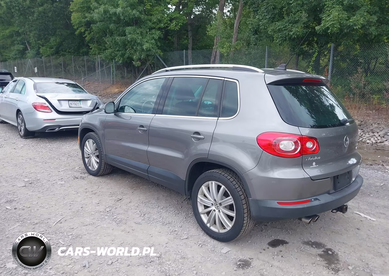 2011 Volkswagen Tiguan Se VIN:WVGBV7AX6BW504594 - 3