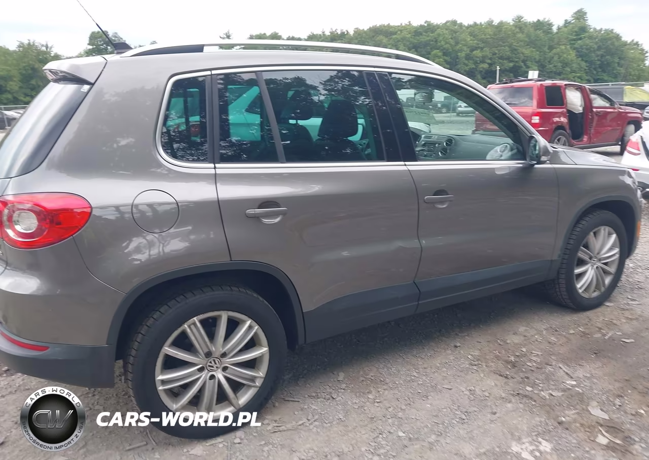 2011 Volkswagen Tiguan Se VIN:WVGBV7AX6BW504594 - 6