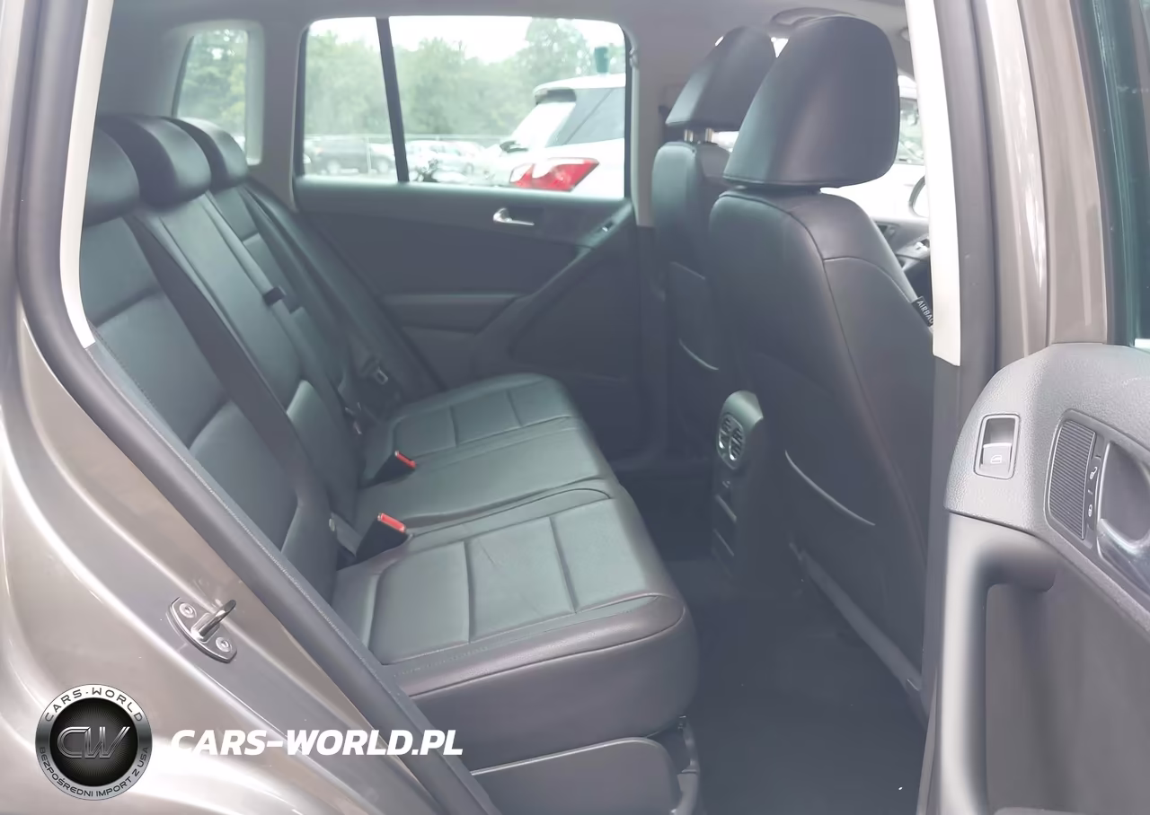 2011 Volkswagen Tiguan Se VIN:WVGBV7AX6BW504594 - 8