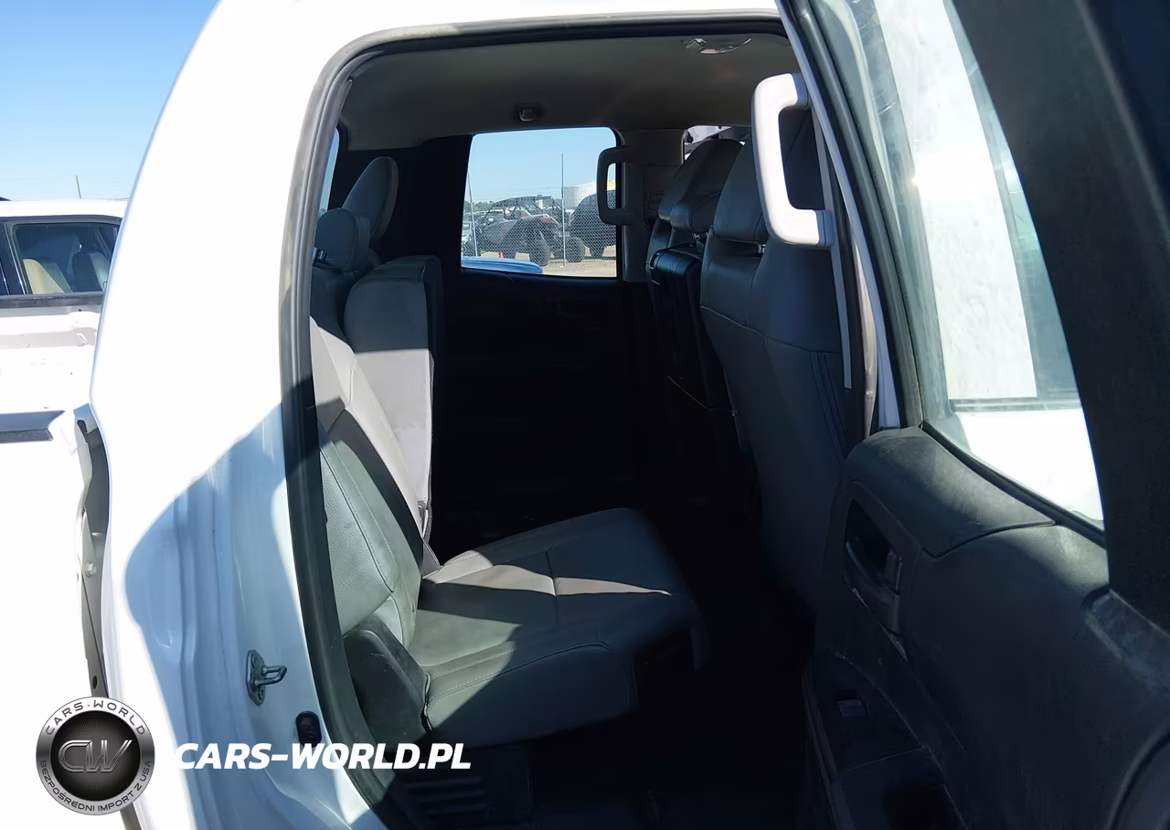 2017 Toyota Tundra Sr 5.7L V8 VIN:5TFCW5F10HX020857 - 8