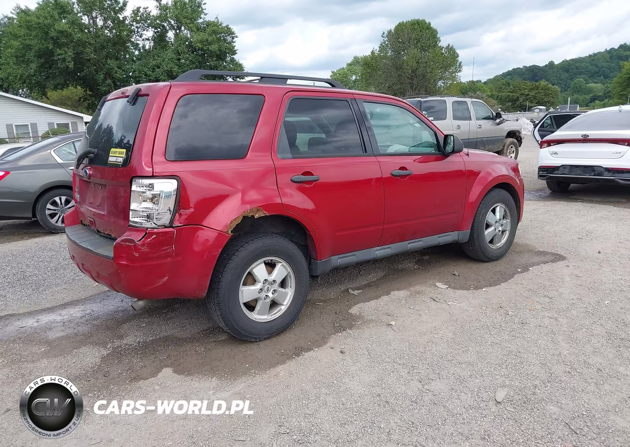 2012 Ford Escape Xlt VIN:1FMCU9D78CKC24344 - 4