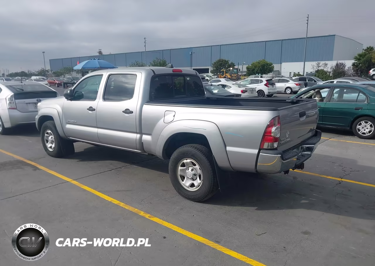 2015 Toyota Tacoma Double Cab Long Bed VIN:3TMMU4FN1FM081564 - 3