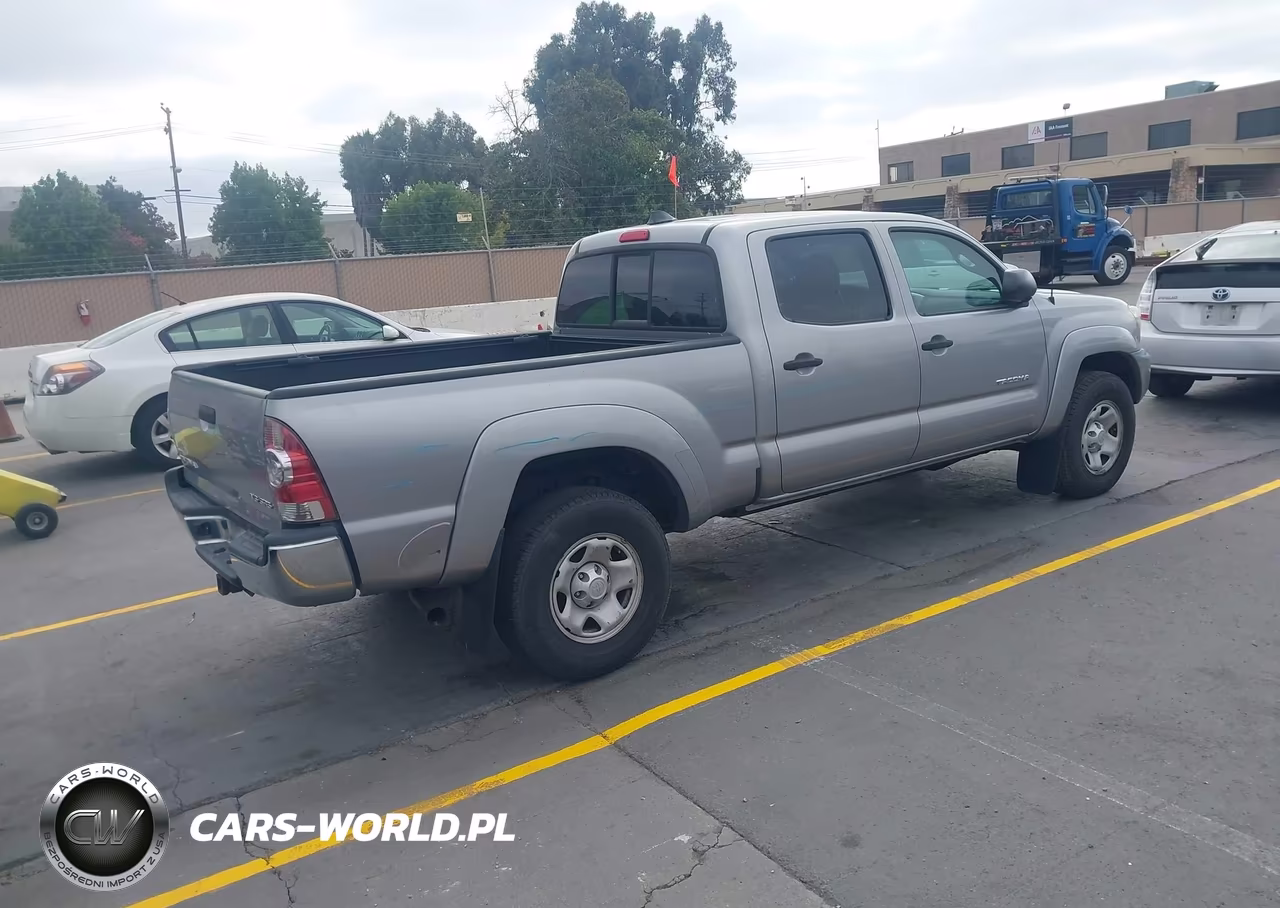 2015 Toyota Tacoma Double Cab Long Bed VIN:3TMMU4FN1FM081564 - 4