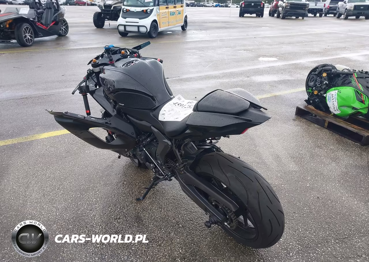 2025 Yamaha Yzfr7 VIN:JYARM38E3SA016117 - 3