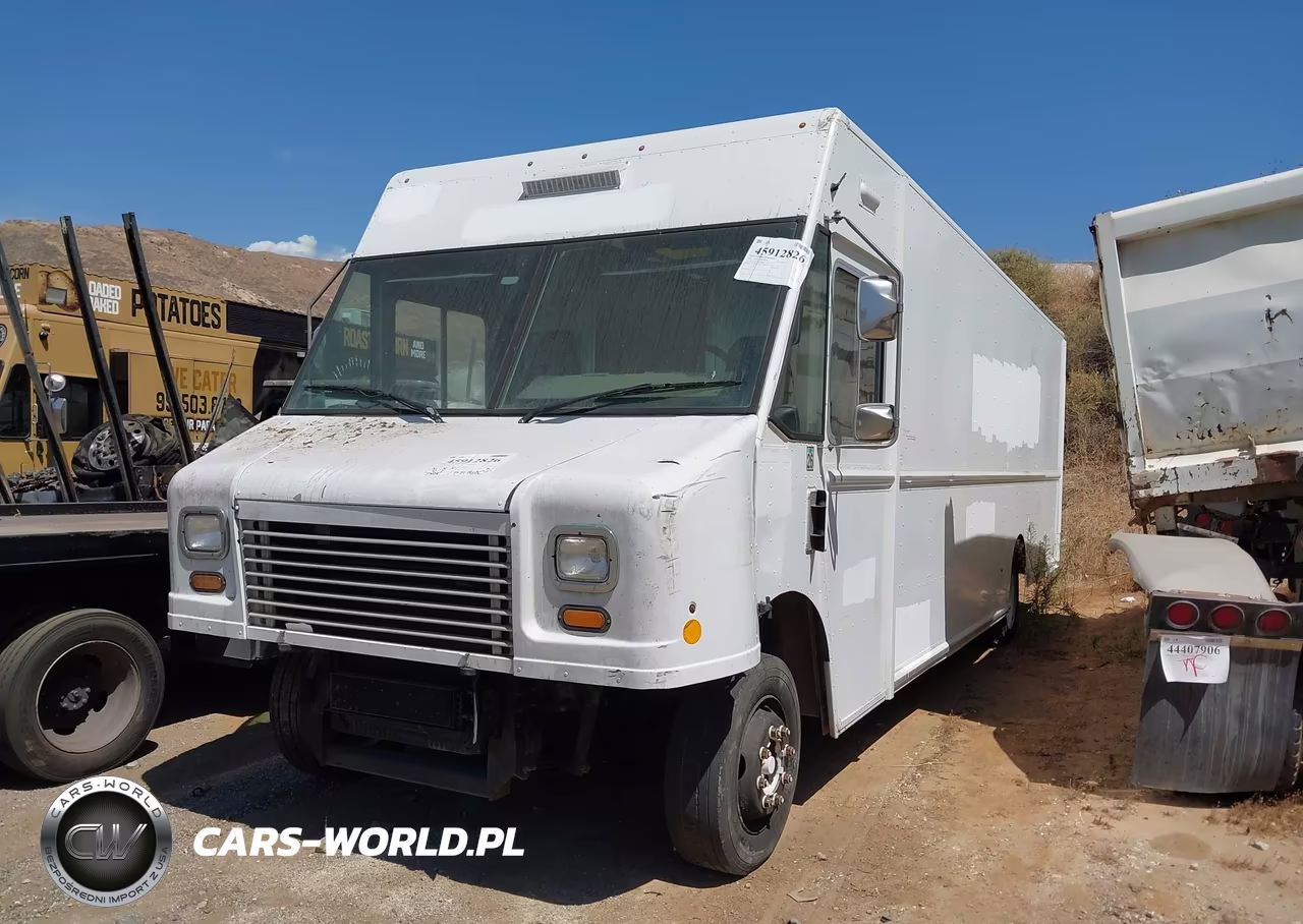 2013 Freightliner Chassis M Line Walk-In Van VIN:4UZAC3DVXDCFF6883 - 2