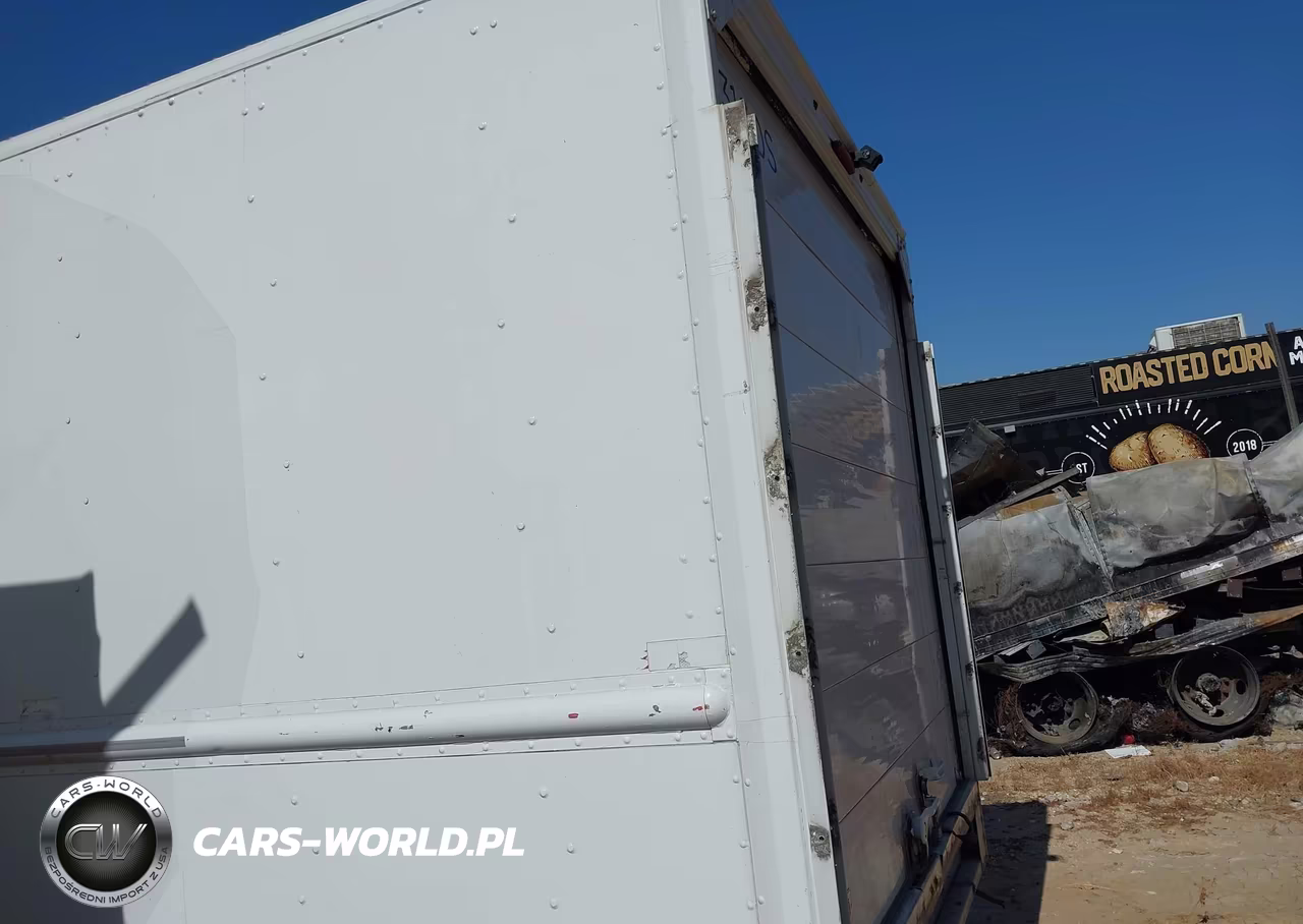 2013 Freightliner Chassis M Line Walk-In Van VIN:4UZAC3DVXDCFF6883 - 21