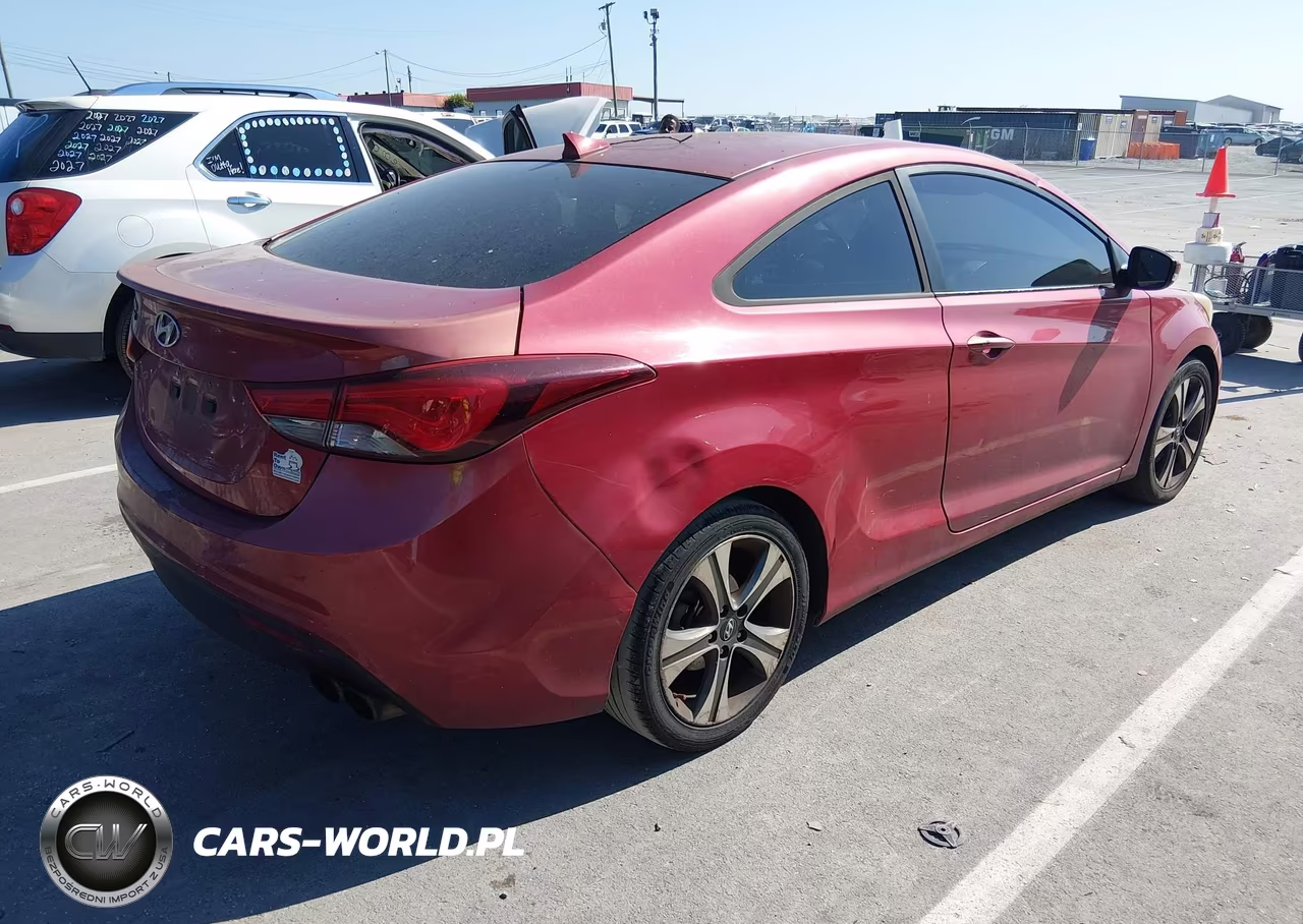 2014 Hyundai Elantra VIN:KMHDH6AH1EU025874 - 4