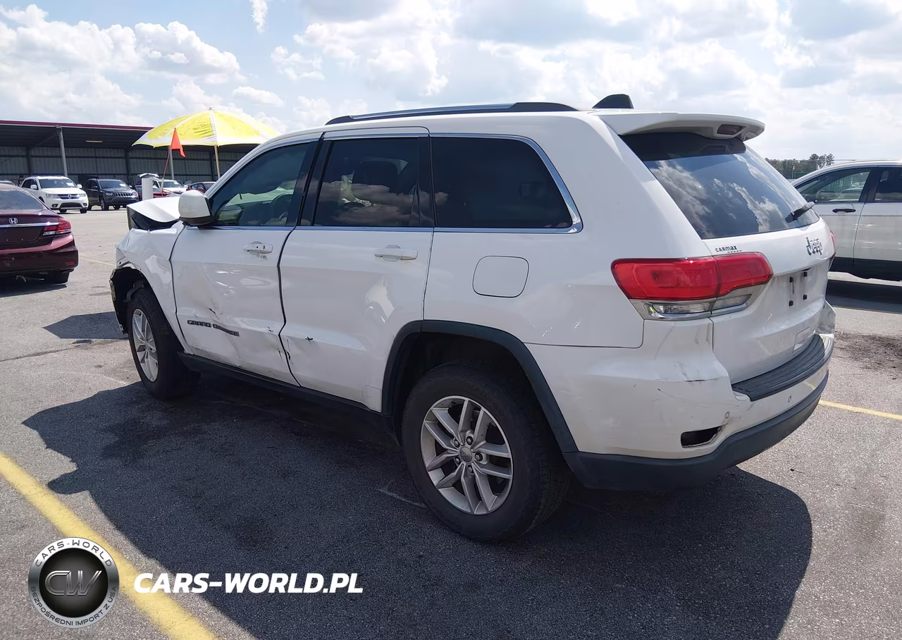 2017 Jeep Grand Cherokee Laredo VIN:1C4RJEAG3HC813873 - 3