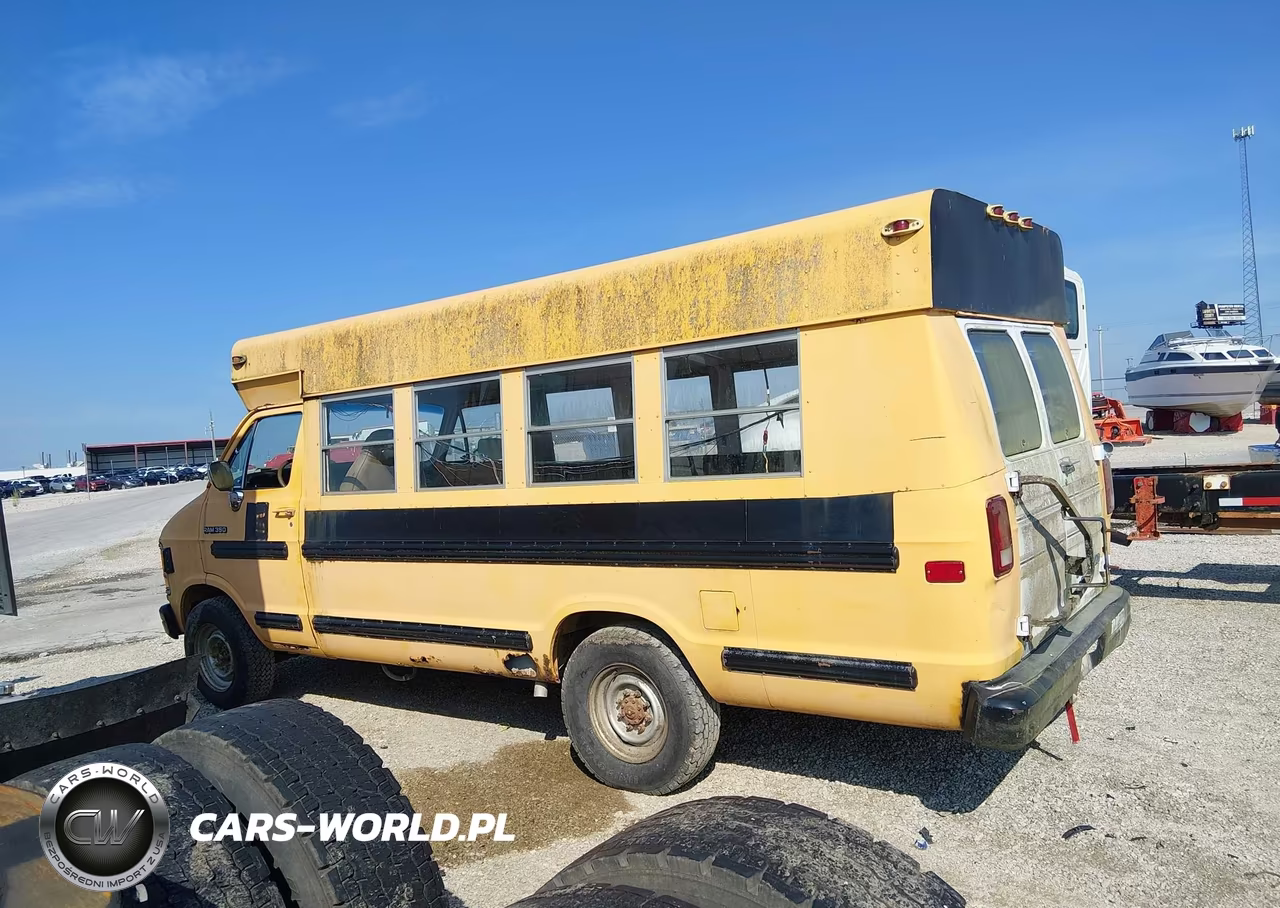 1991 Dodge Ram Wagon B350 Bus VIN:2B5WB31Z8MK407158 - 14