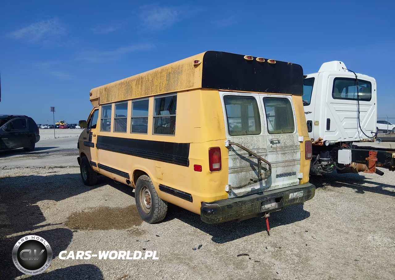 1991 Dodge Ram Wagon B350 Bus VIN:2B5WB31Z8MK407158 - 3