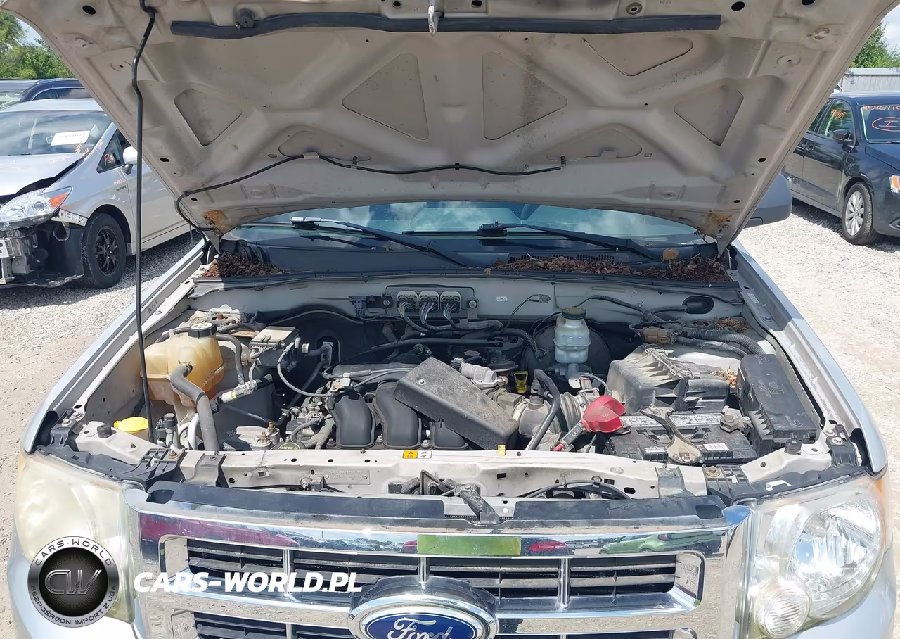 2008 Ford Escape Xlt VIN:1FMCU93148KB51025 - 10
