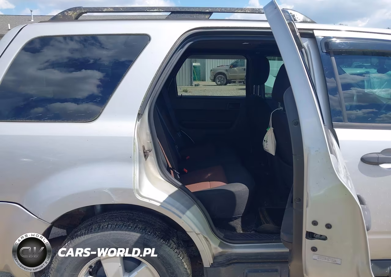 2008 Ford Escape Xlt VIN:1FMCU93148KB51025 - 8