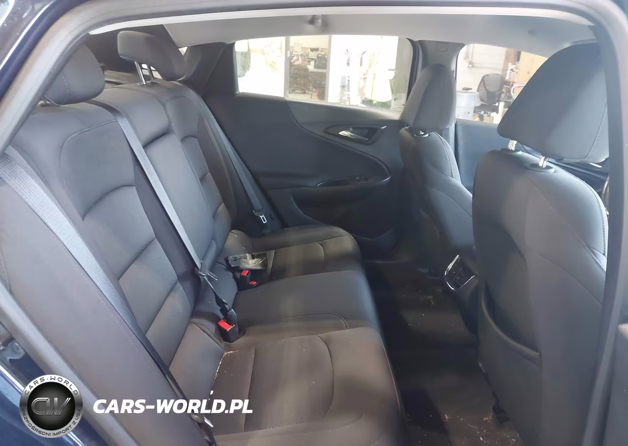 2018 Chevrolet Malibu Lt VIN:1G1ZD5ST2JF113410 - 8