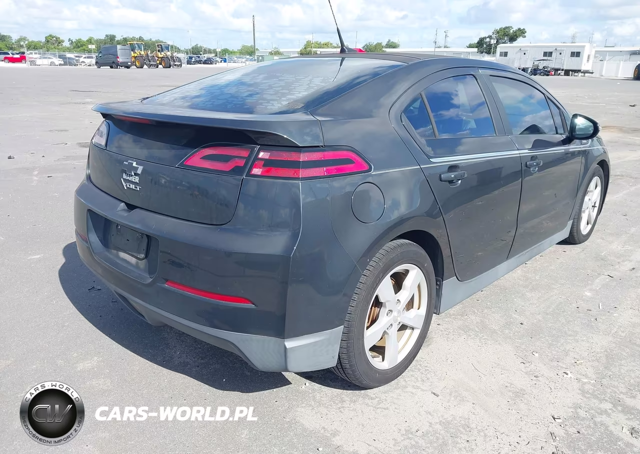 2014 Chevrolet Volt VIN:1G1RB6E41EU139675 - 4