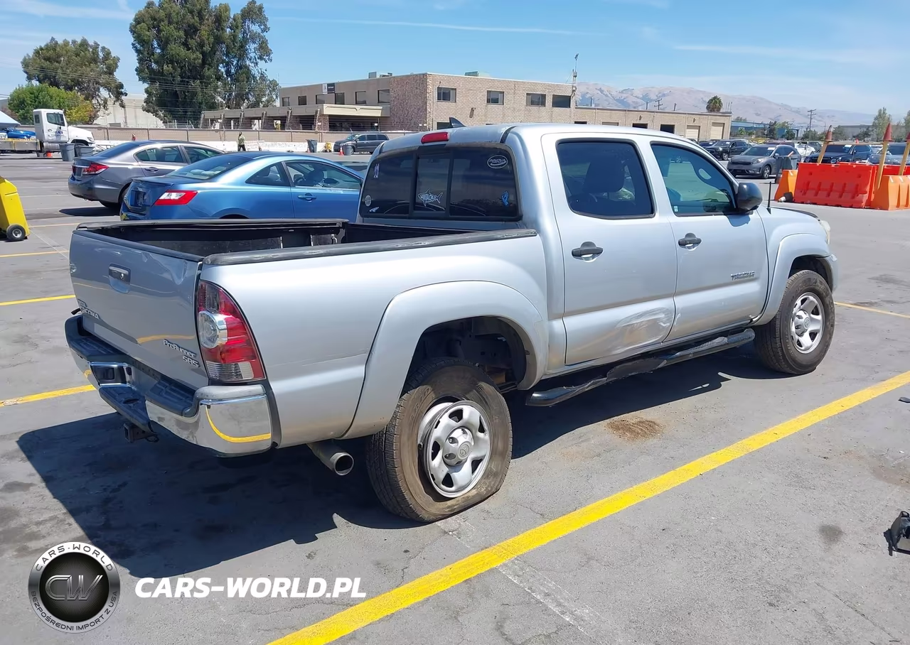 2012 Toyota Tacoma Prerunner VIN:5TFJX4GN1CX010508 - 4