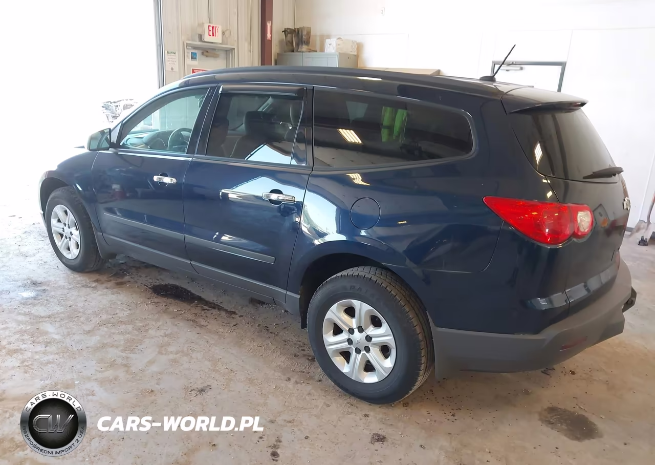 2011 Chevrolet Traverse Ls VIN:1GNKREEDXBJ372764 - 3