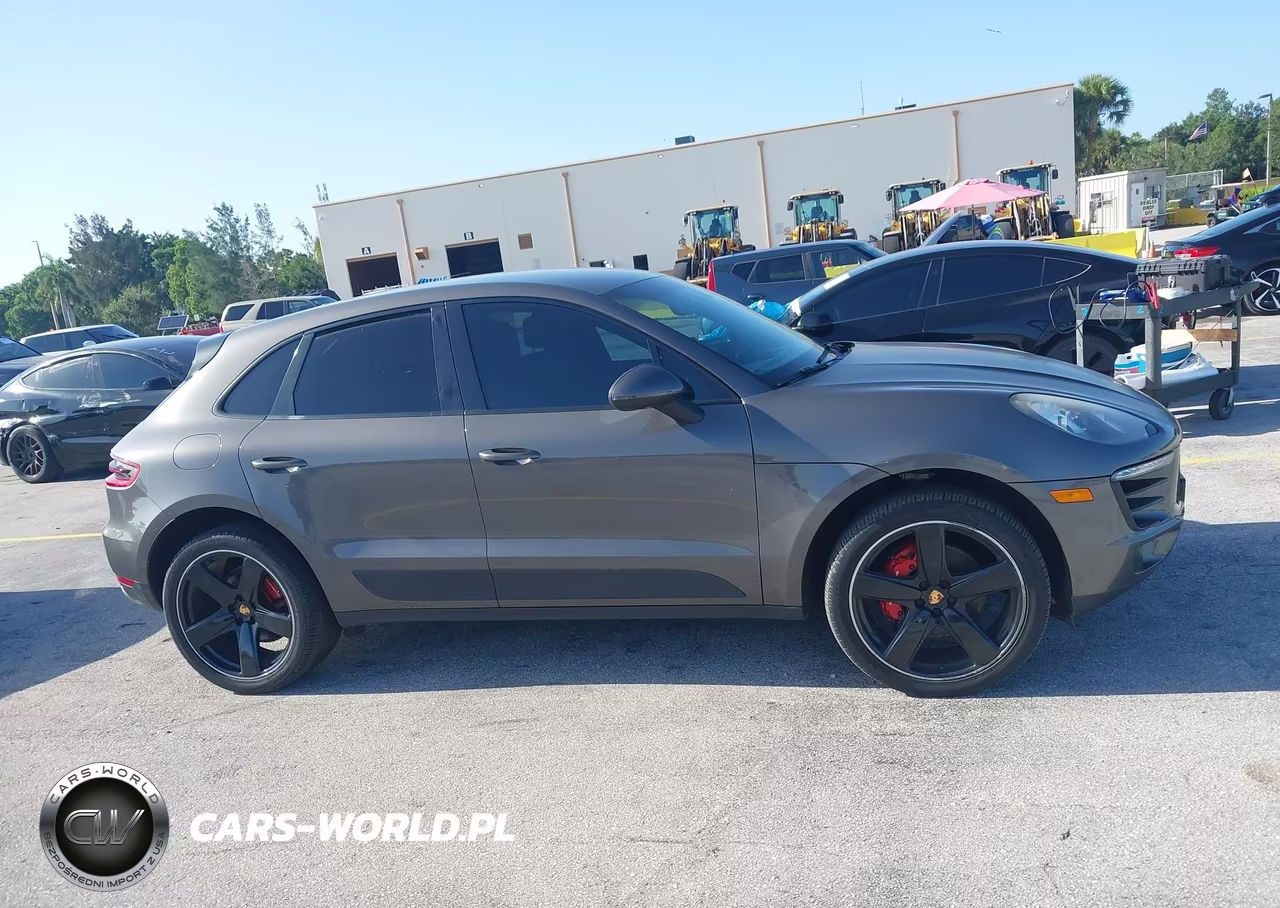 2015 Porsche Macan S VIN:WP1AB2A52FLB69737 - 13
