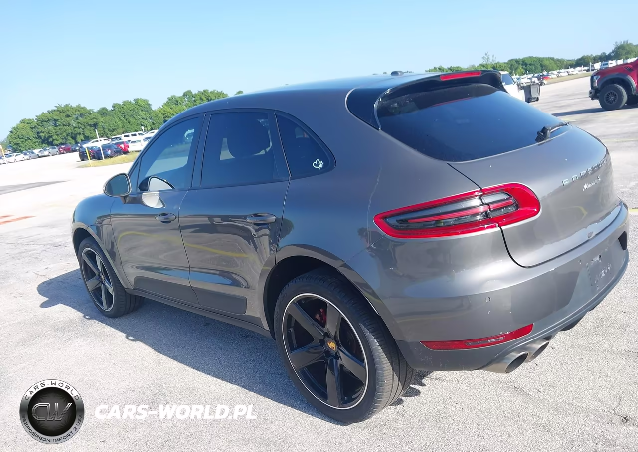 2015 Porsche Macan S VIN:WP1AB2A52FLB69737 - 18