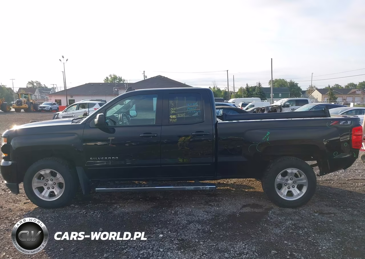 2018 Chevrolet Silverado 1500 2Lt VIN:1GCVKRECXJZ338333 - 15