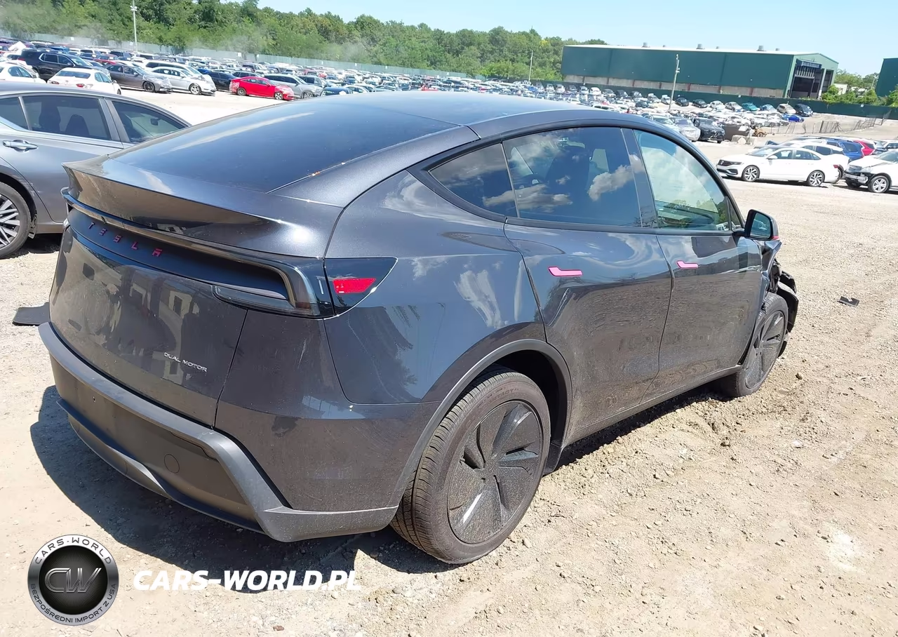 2026 Tesla Model Y All-Wheel Drive-Long Range Launch Series-Premium All-Wheel Drive VIN:7SAYGDEE8TA413140 - 4