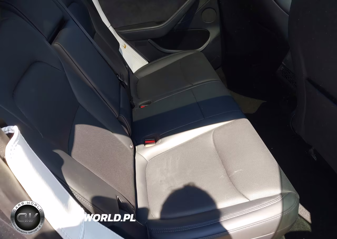 2026 Tesla Model Y All-Wheel Drive-Long Range Launch Series-Premium All-Wheel Drive VIN:7SAYGDEE8TA413140 - 8