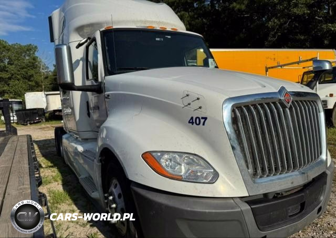 2019 International Lt